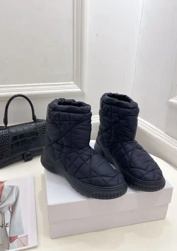 hype Christian Dior Boots