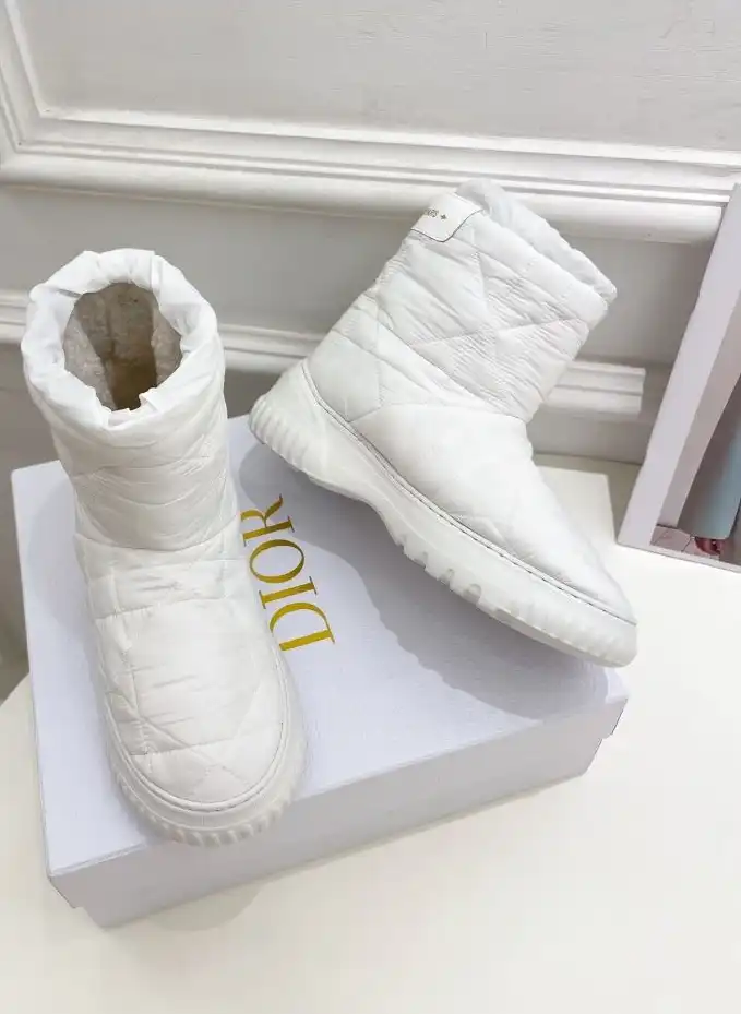 hype Christian Dior Boots