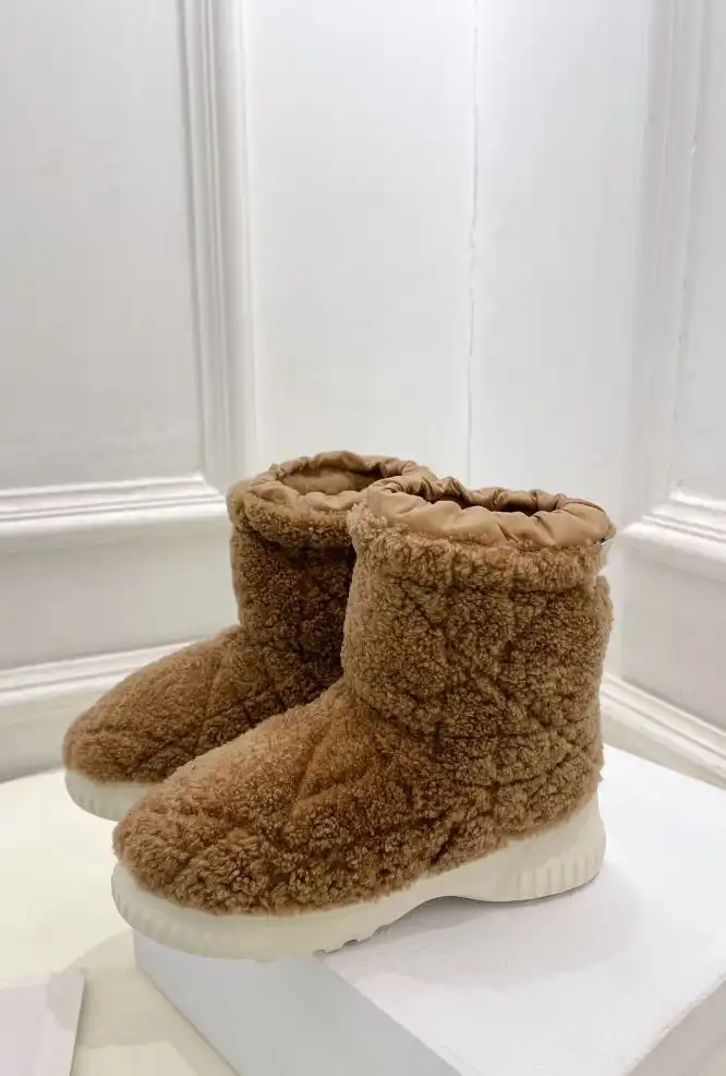 hype Christian Dior Boots