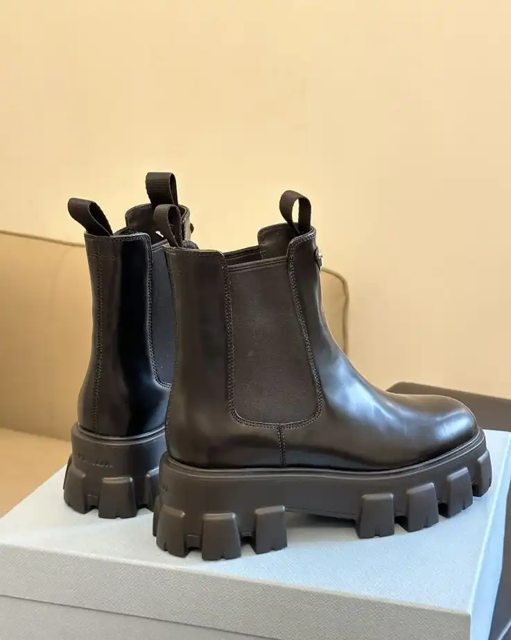 hype Louis Vuitton Boots