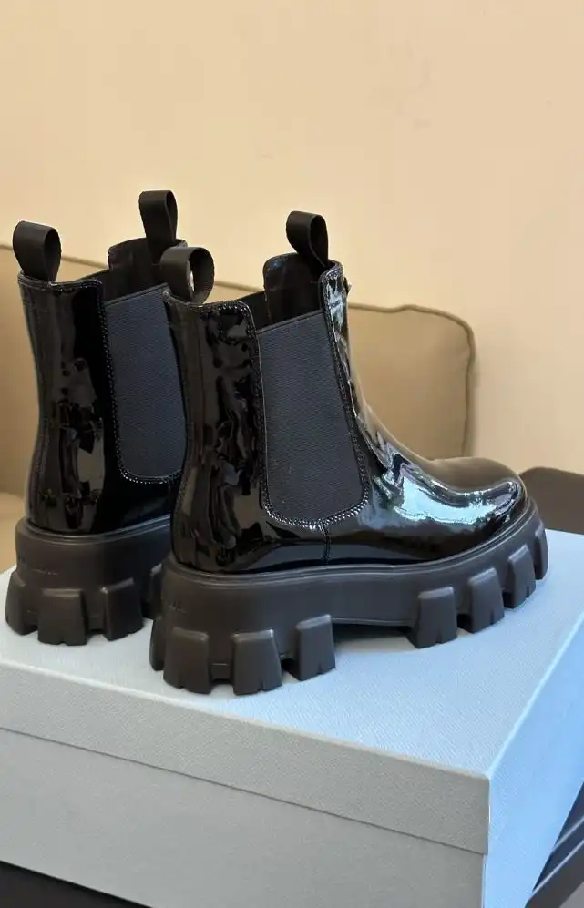 hype Louis Vuitton Boots