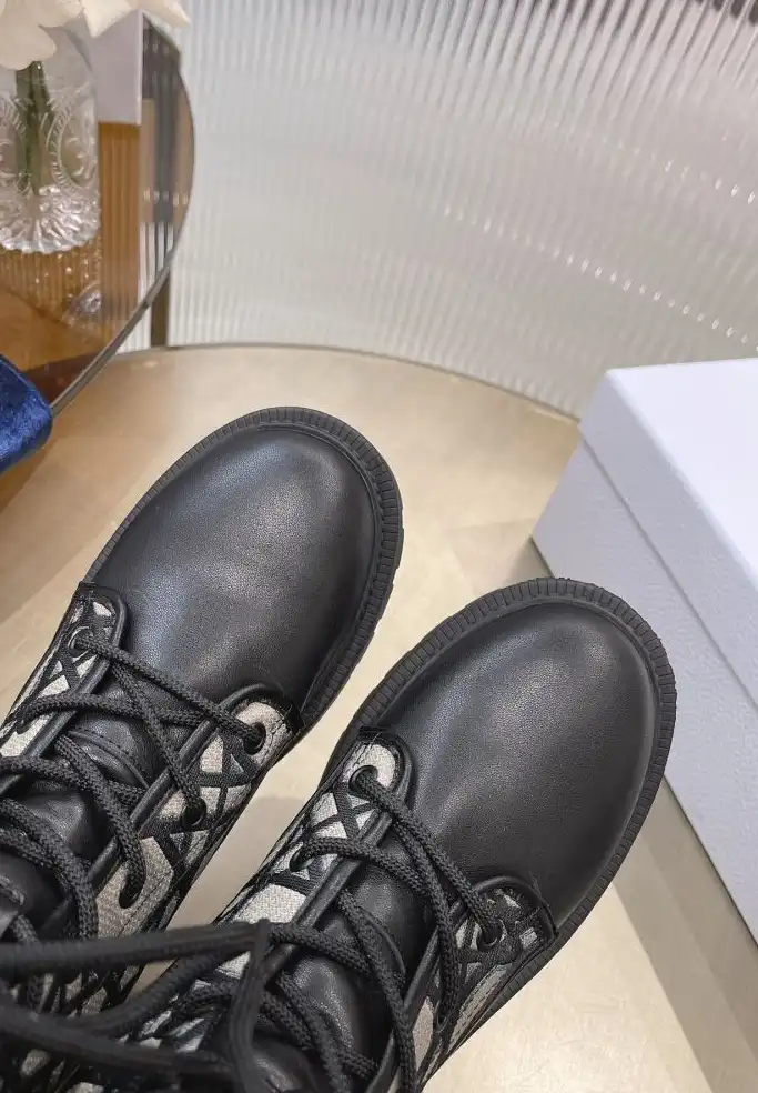 hype Christian Dior Boots