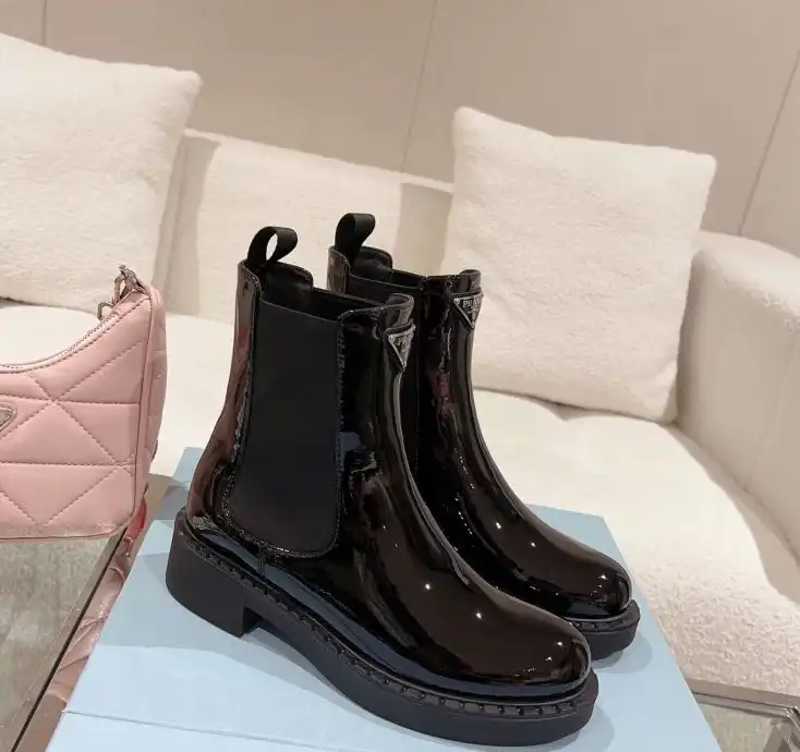 hype Louis Vuitton Boots