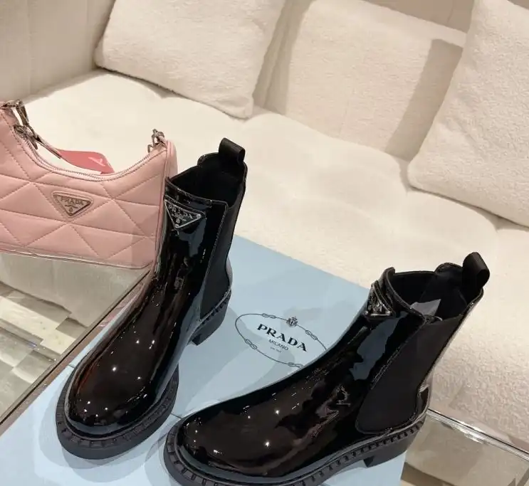 hype Louis Vuitton Boots