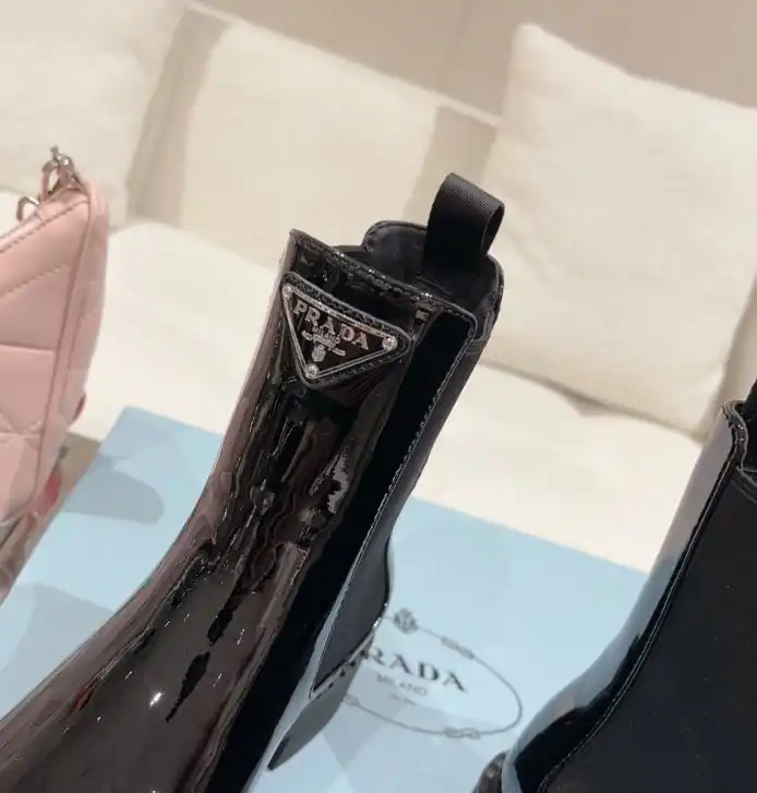 hype Louis Vuitton Boots