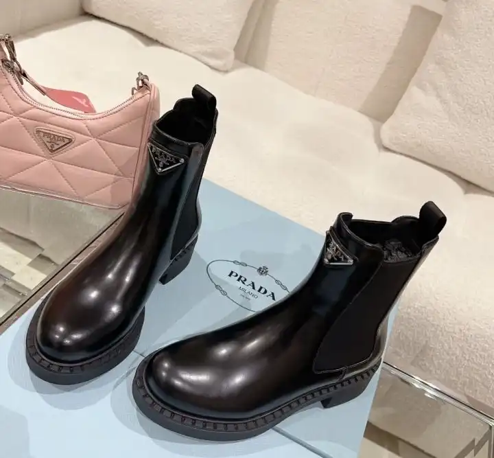 hype Louis Vuitton Boots