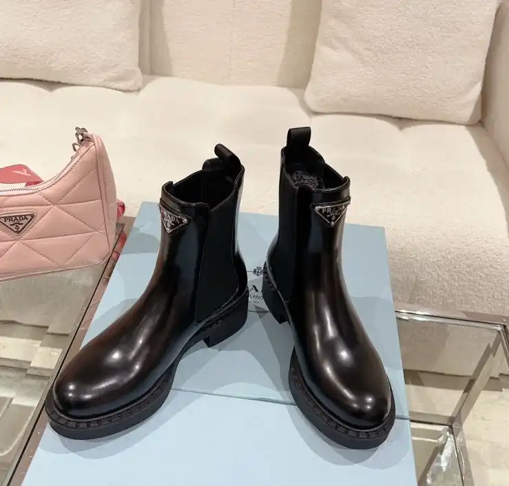 hype Louis Vuitton Boots