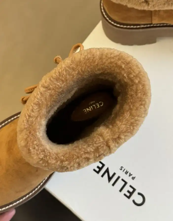 hype Chanel Boots