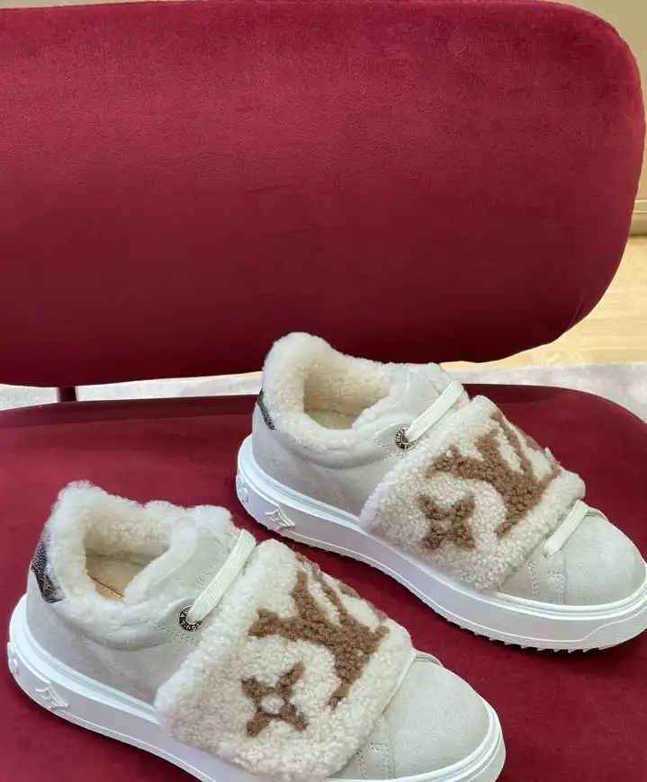 hype Louis Vuitton Sneakers