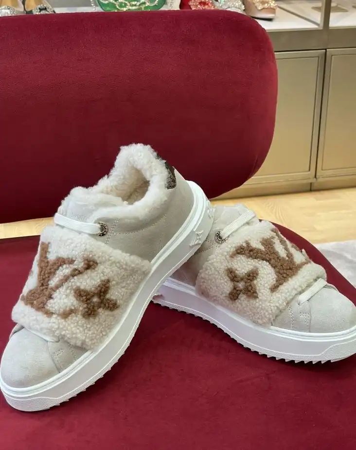 hype Louis Vuitton Sneakers