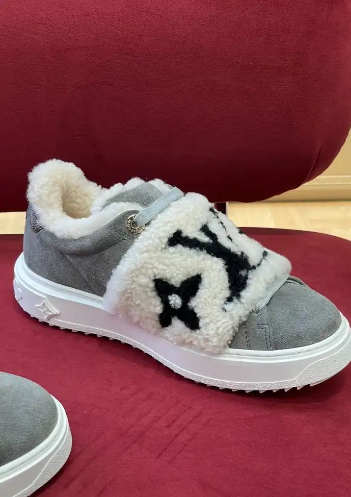 hype Louis Vuitton Sneakers