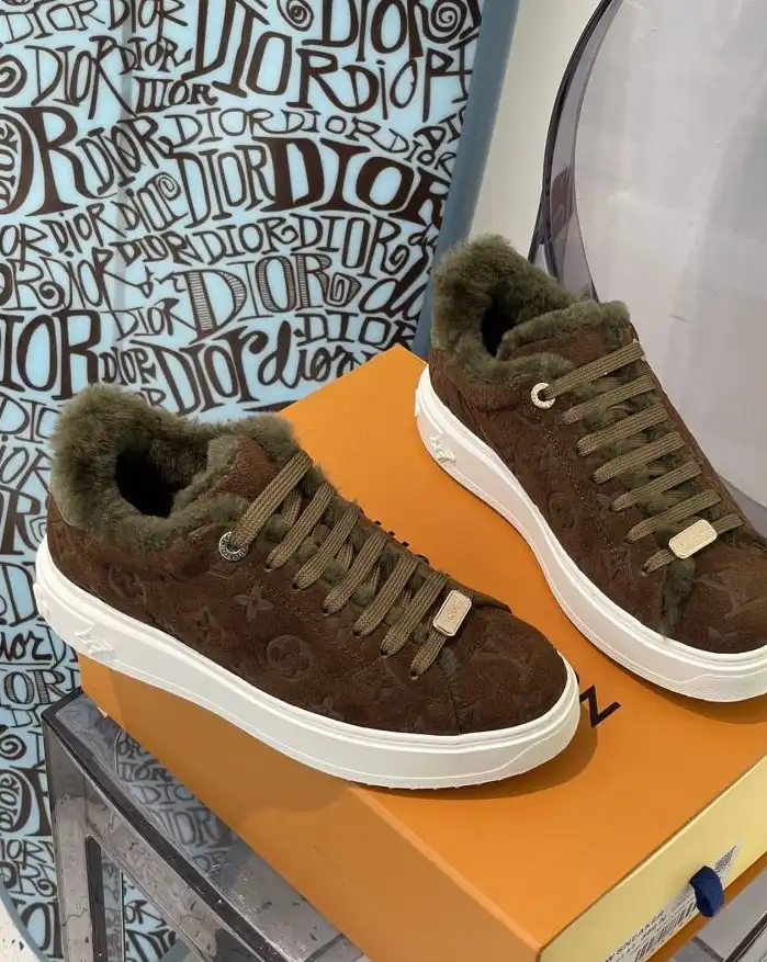 hype Louis Vuitton Sneakers