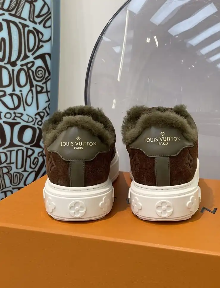 hype Louis Vuitton Sneakers