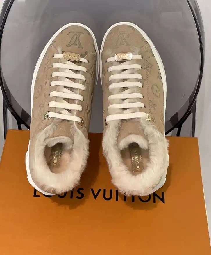 hype Louis Vuitton Sneakers