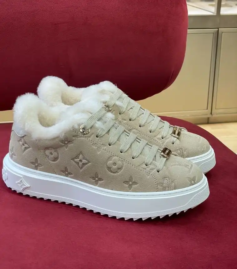 hype Louis Vuitton Sneakers