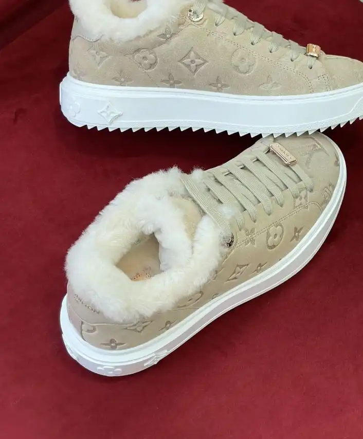 hype Louis Vuitton Sneakers