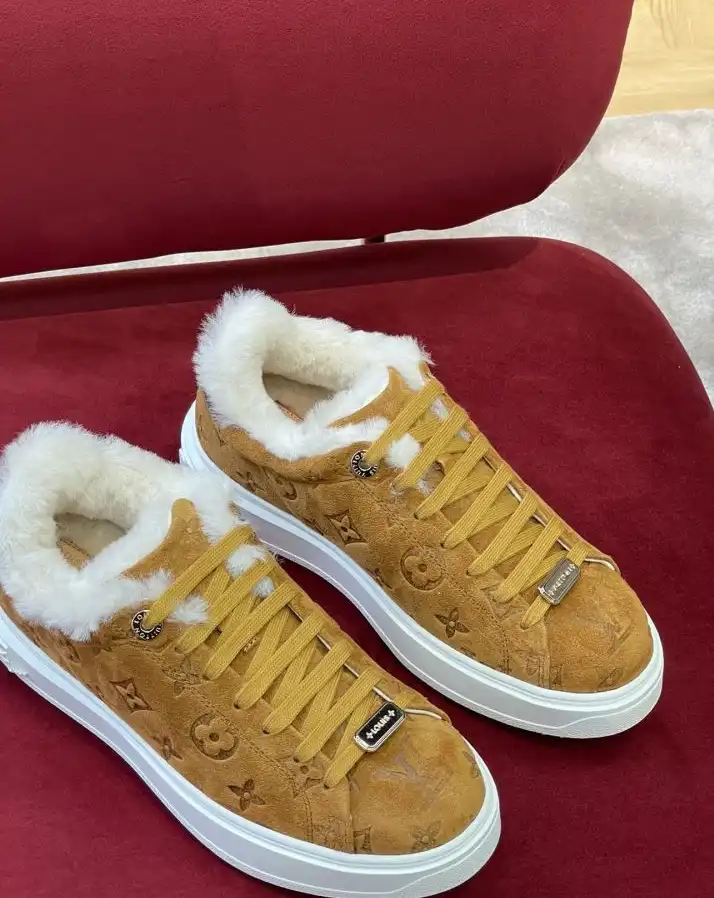 hype Louis Vuitton Sneakers