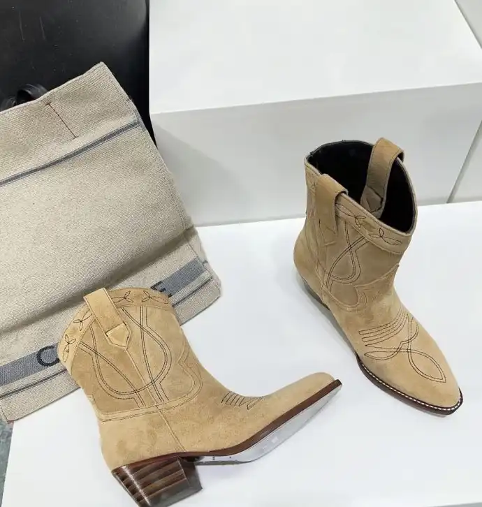 hype Celine Boots