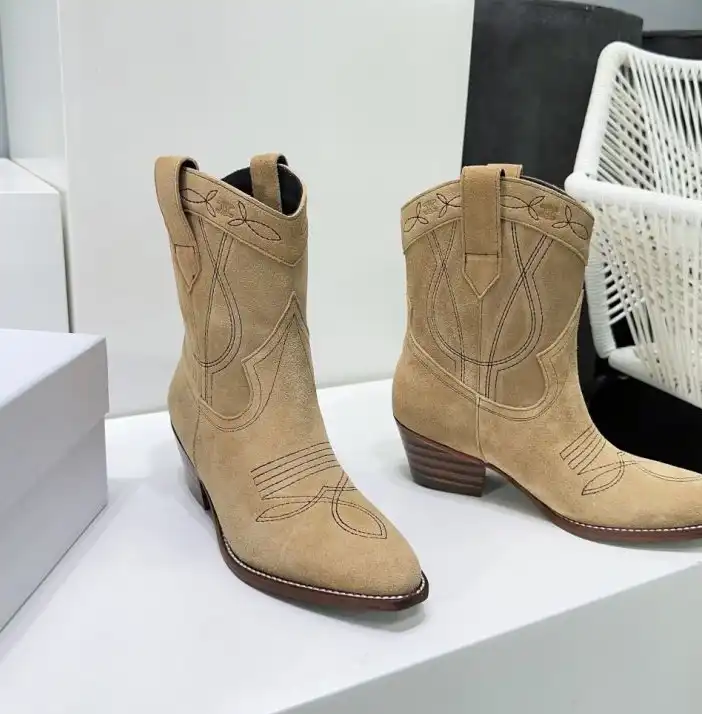 hype Celine Boots