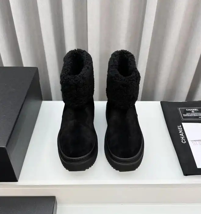 hype Chanel Boots