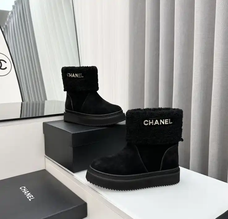 hype Chanel Boots