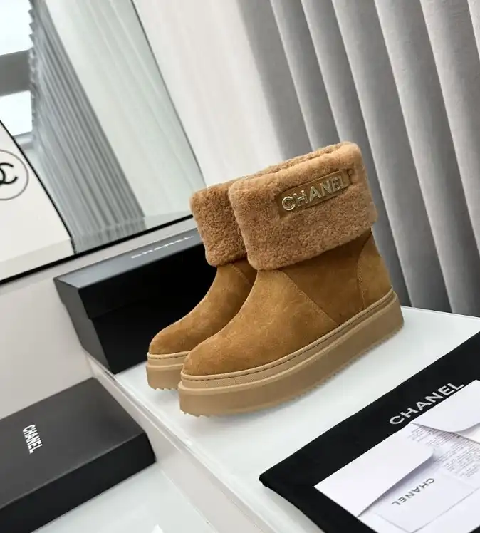 hype Chanel Boots