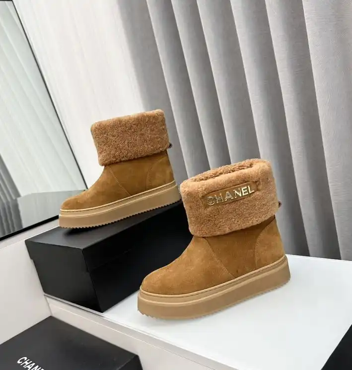 hype Chanel Boots