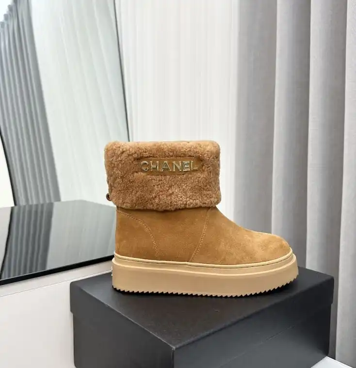 hype Chanel Boots