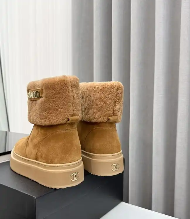 hype Chanel Boots