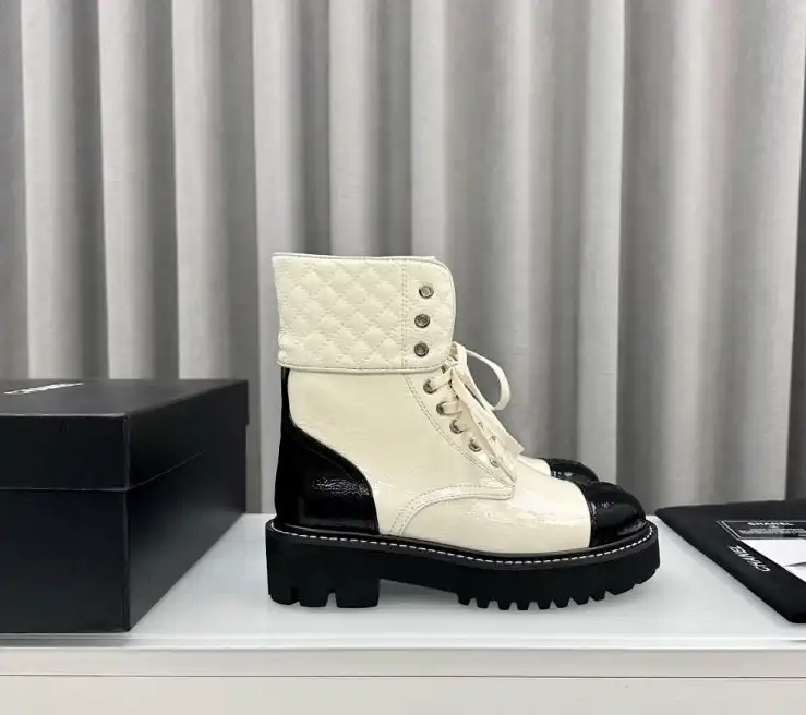 hype Chanel Boots