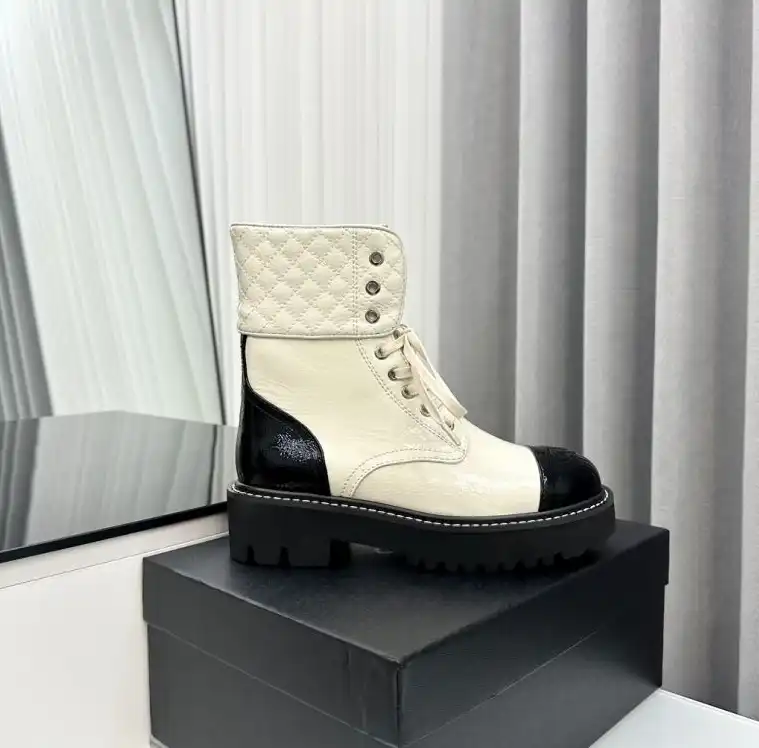 hype Chanel Boots