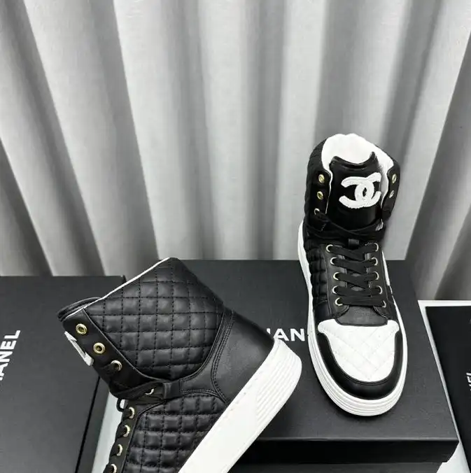 hype Chanel Boots