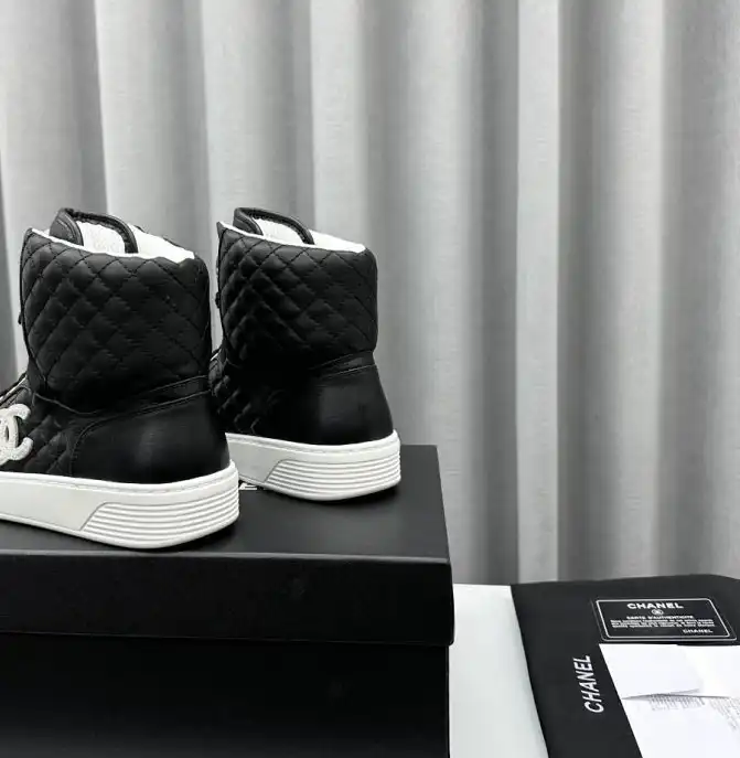 hype Chanel Boots