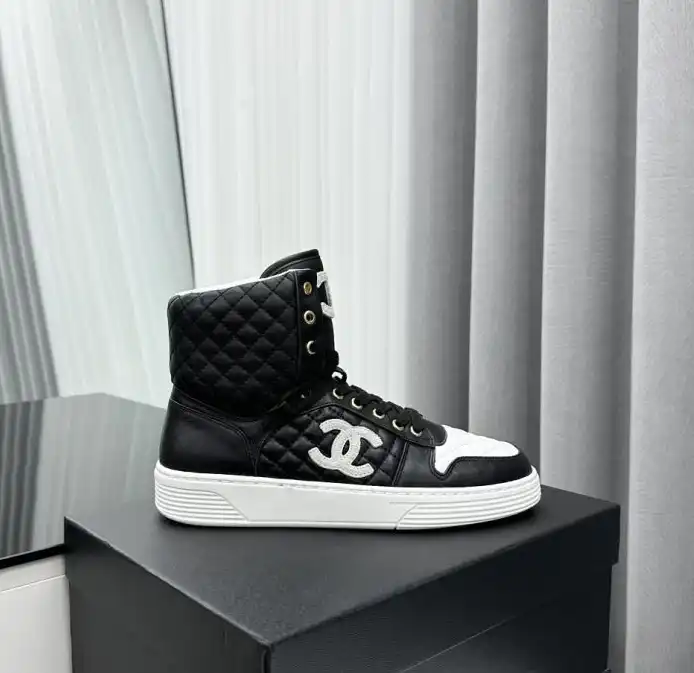 hype Chanel Boots