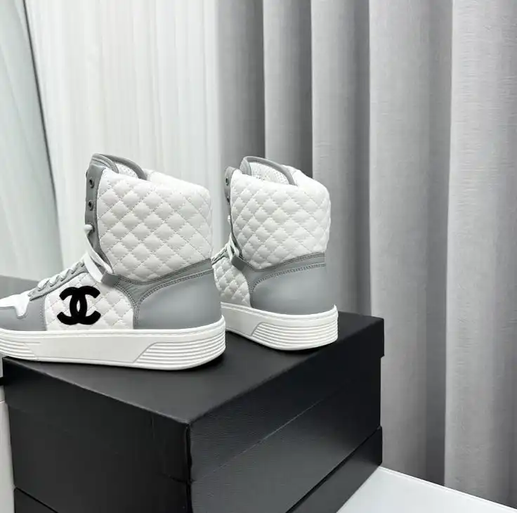 hype Chanel Boots