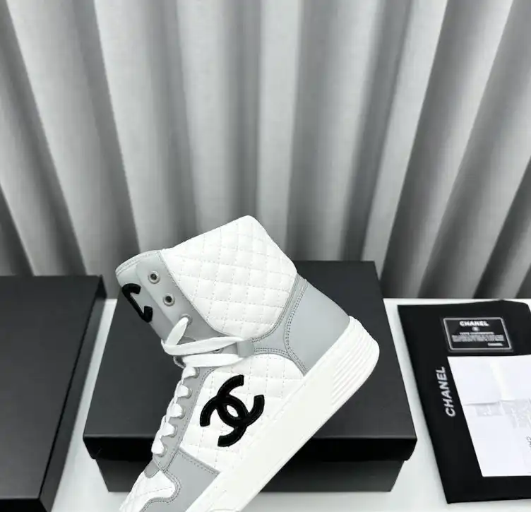 hype Chanel Boots