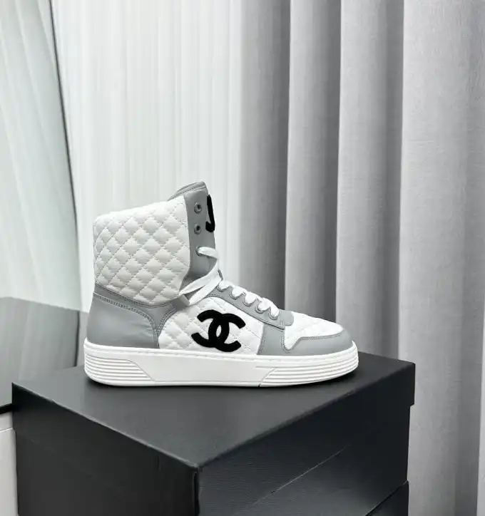 hype Chanel Boots