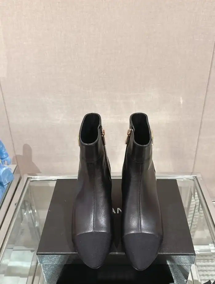 hype Chanel Boots