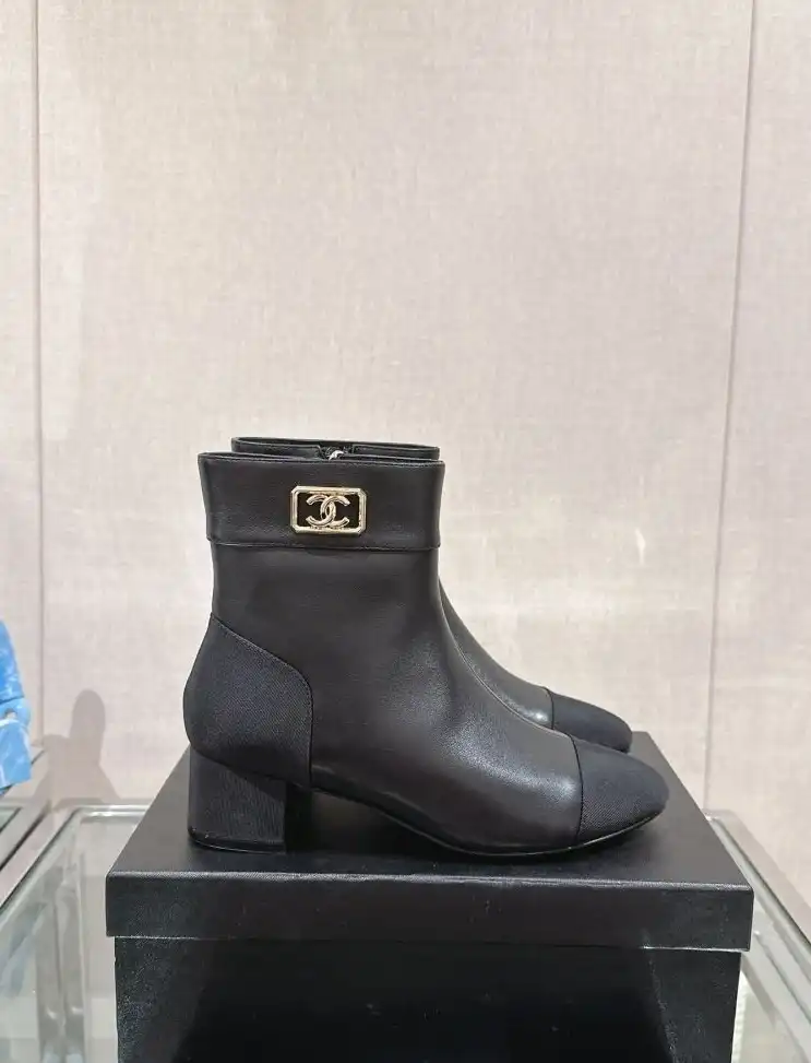 hype Chanel Boots