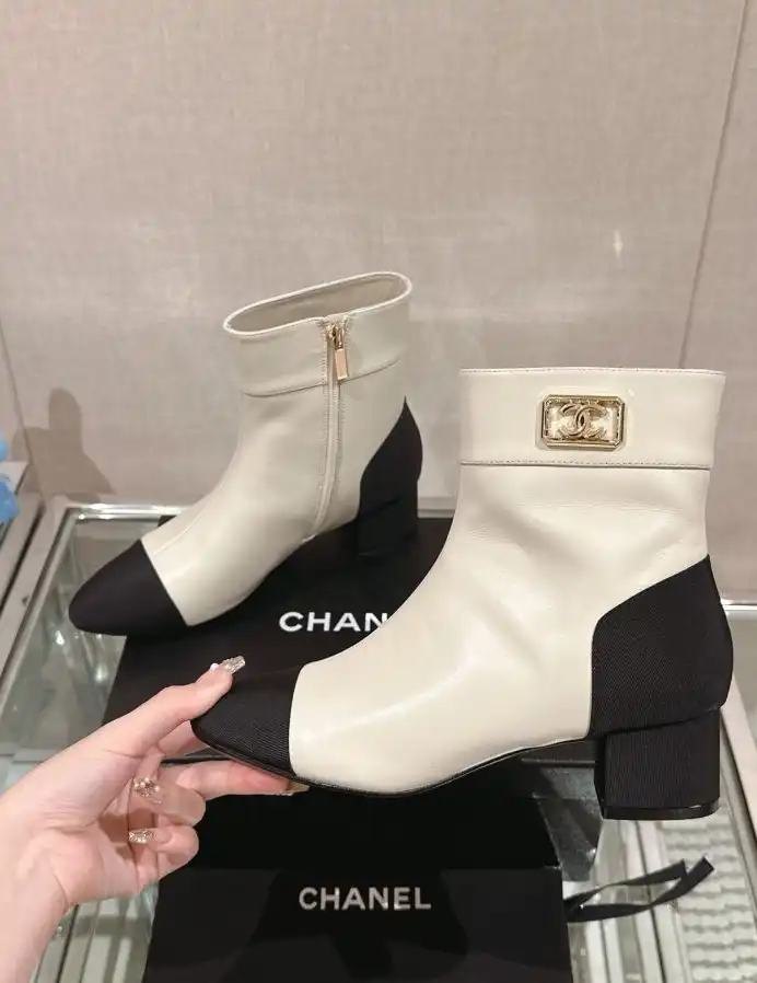 hype Chanel Boots