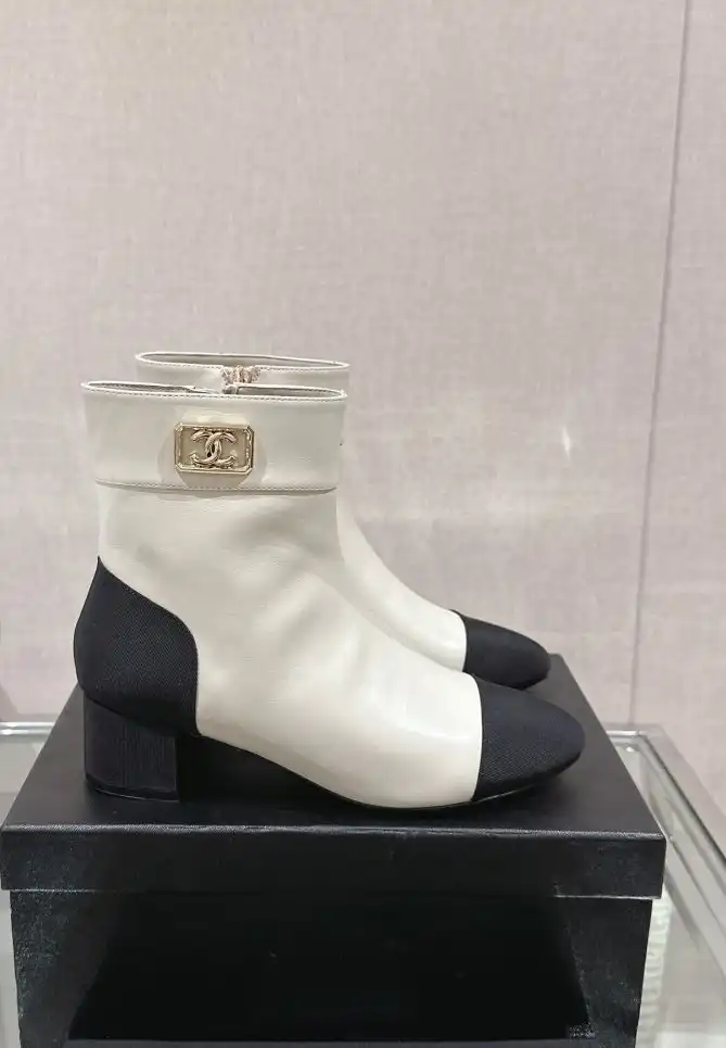 hype Chanel Boots