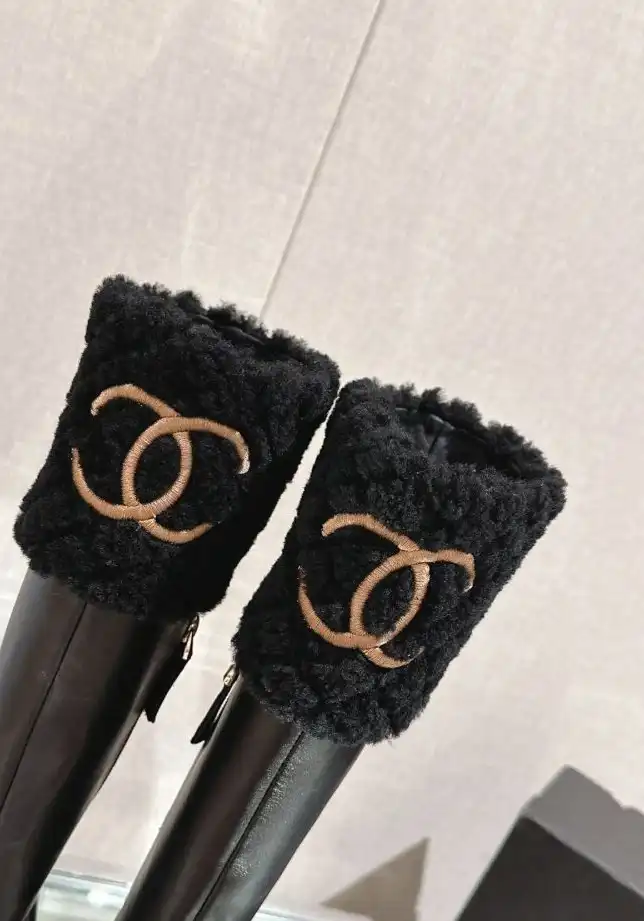 hype Chanel Boots