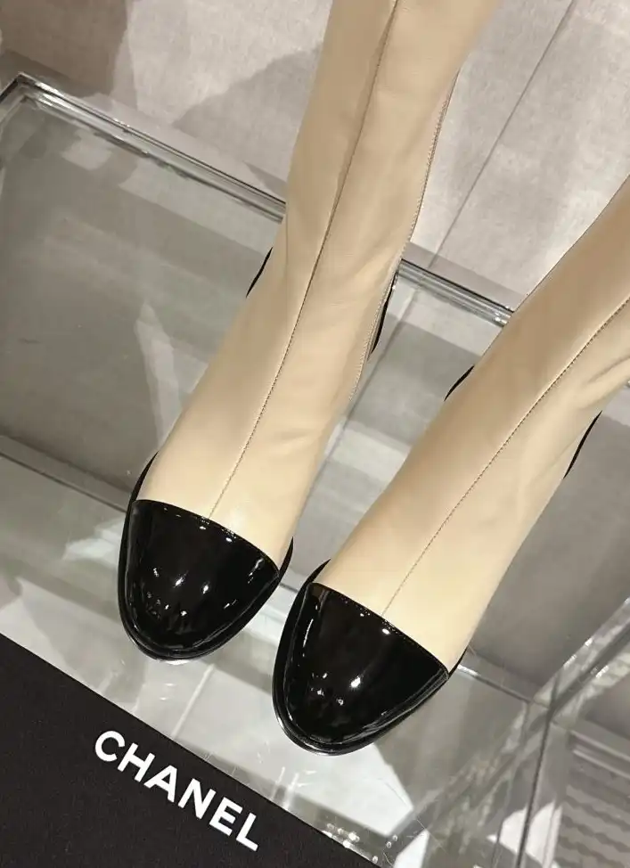 hype Chanel Boots