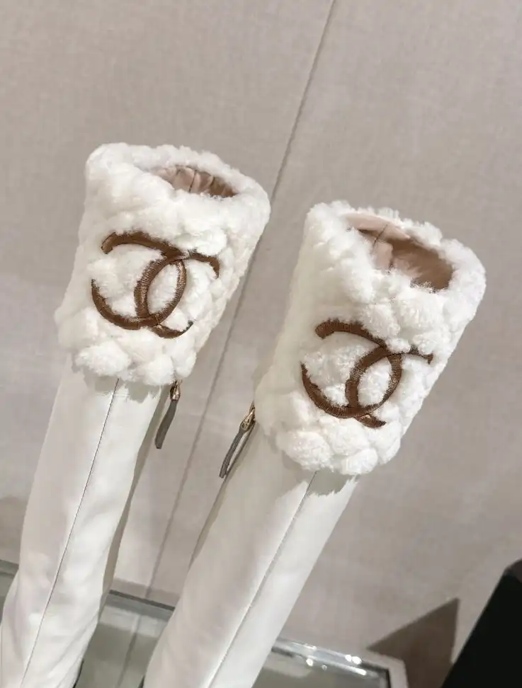 hype Chanel Boots