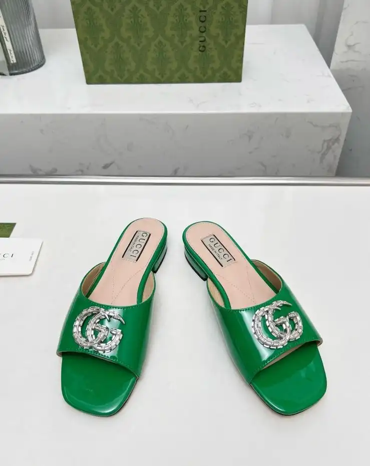 hype Gucci Slippers