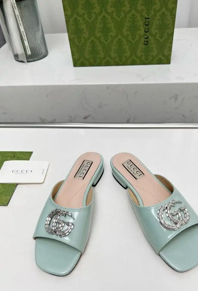 hype Gucci Slippers