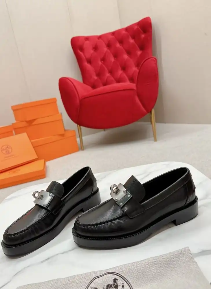 hype Hermes Leather Shoes