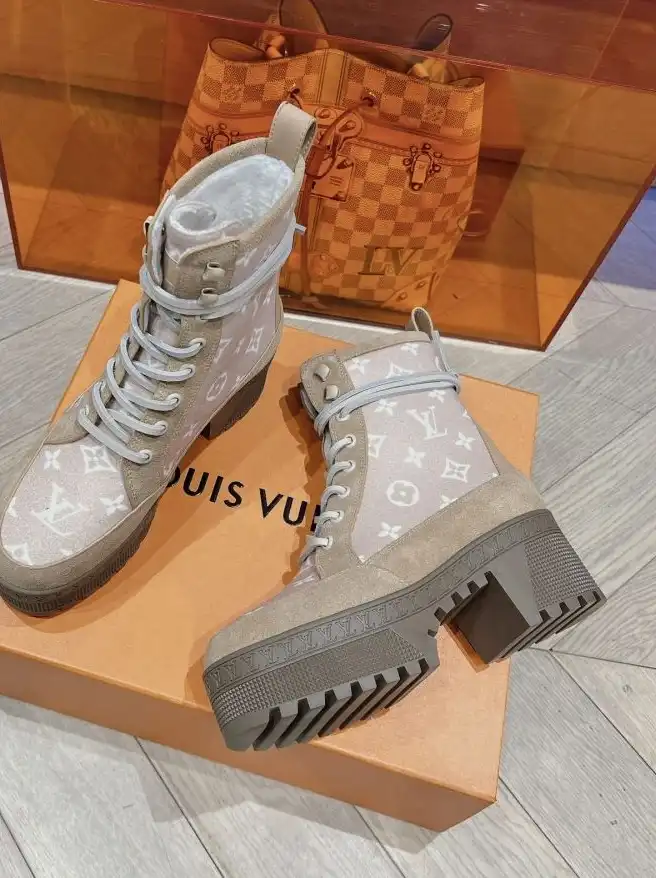 hype Louis Vuitton Boots