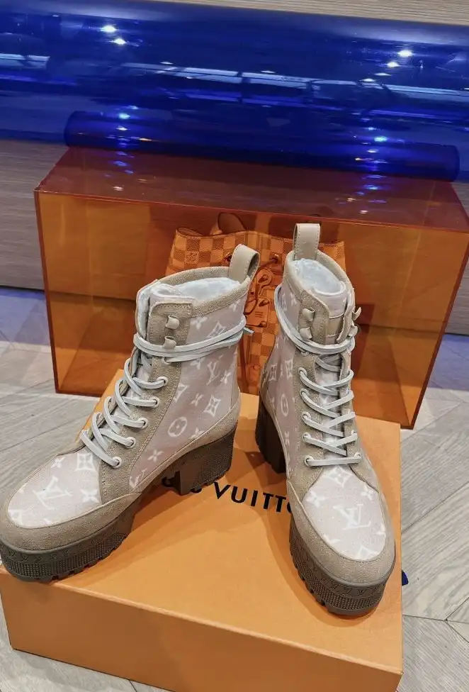 hype Louis Vuitton Boots