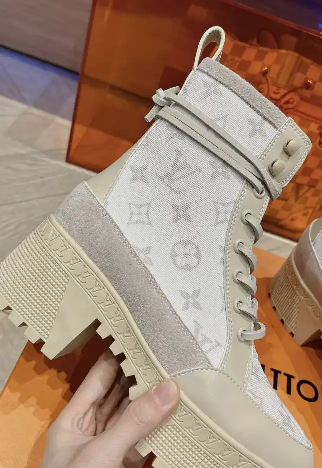 hype Louis Vuitton Boots